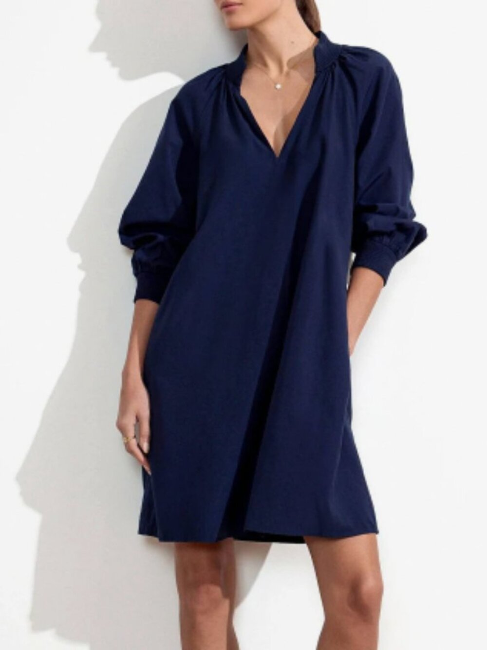 Brochu Walker Womens XS Navy Blue Amaia Dress Smocked V Neck Shift Tunic Dress